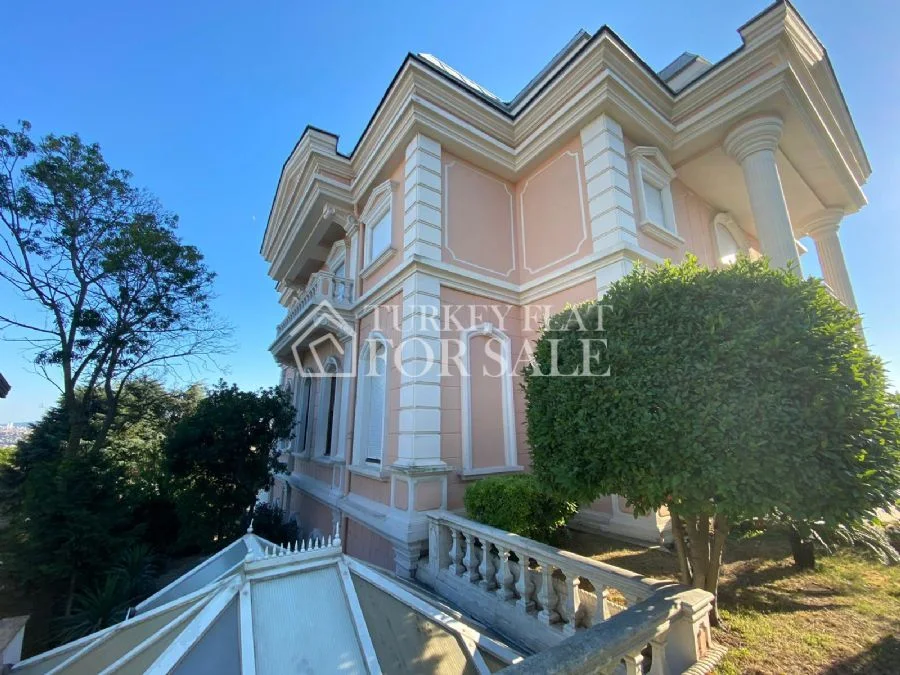 Bosphorus View Mansion For Sale in Istanbul, İstanbul – photo 2