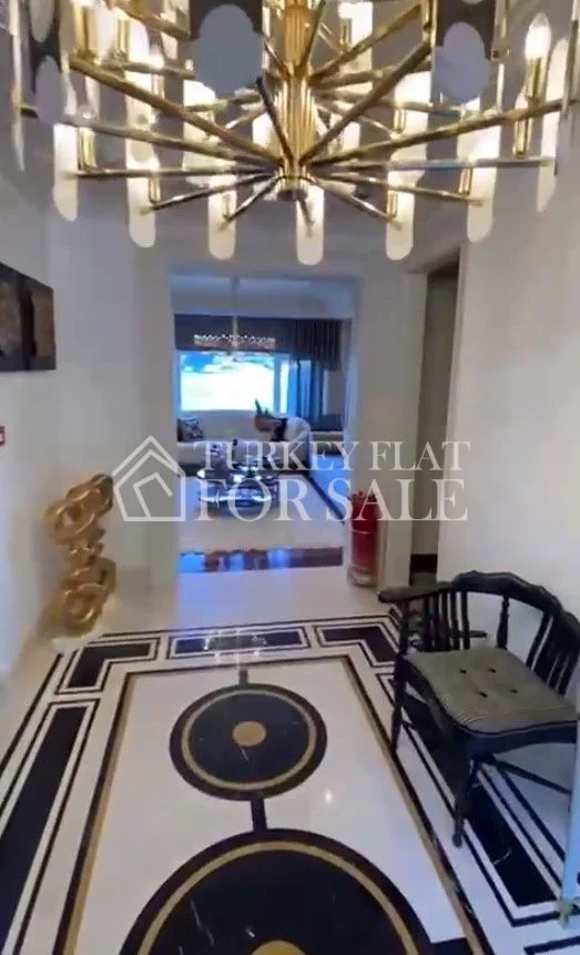 قصر فاخر رائع للبيع على مضيق البوسفور في إسطنبول – الصورة 7