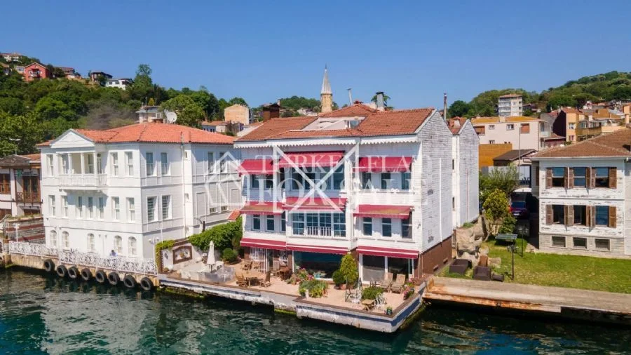 Privileged Mansion for Sale with Private Pool by the Bosphorus!, Beykoz, İstanbul – photo 1
