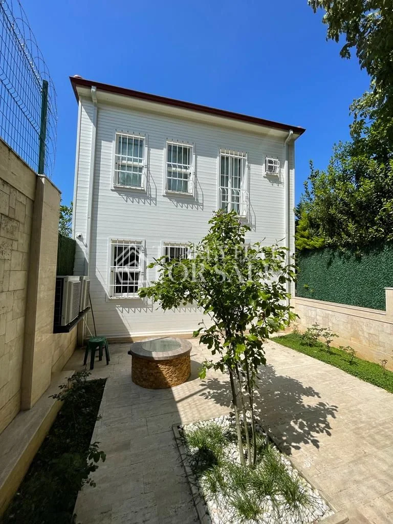 Ultra Luxury Designed Mansion for Sale in Beylerbeyi, Istanbul with Stunning Bosphorus View and Large Garden, Üsküdar, İstanbul – photo 17