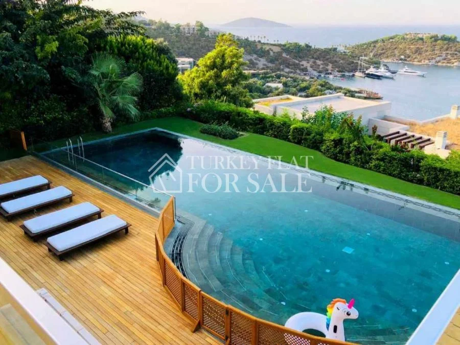 Magnificent Villa for Sale with Large Garden and Sea View in Mandarin Oriental Bodrum – photo 1