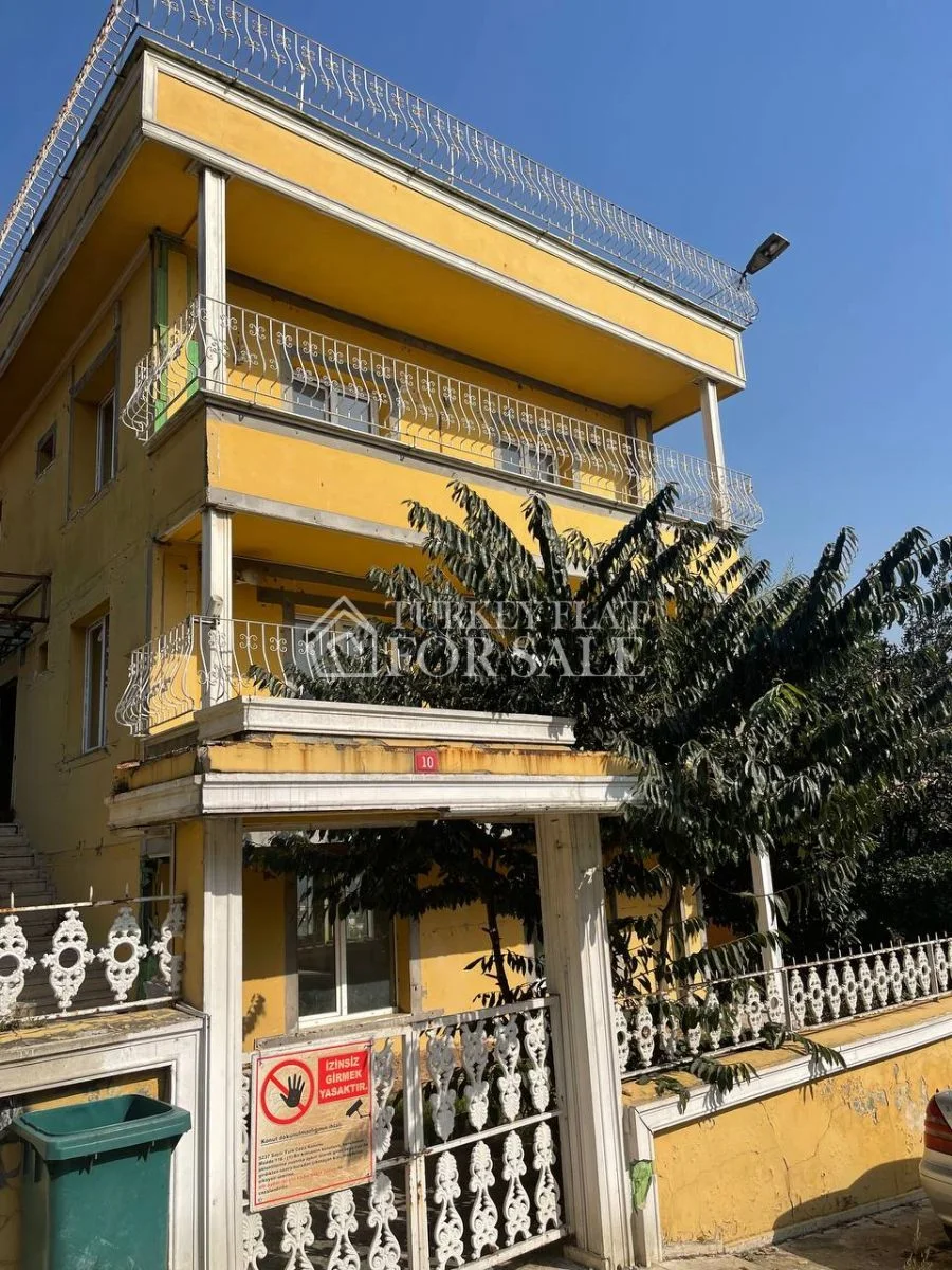 Villa For Sale With Panoramic Bosphorus View From Every Floor In Emirgan Grove!, Sarıyer, İstanbul – photo 1
