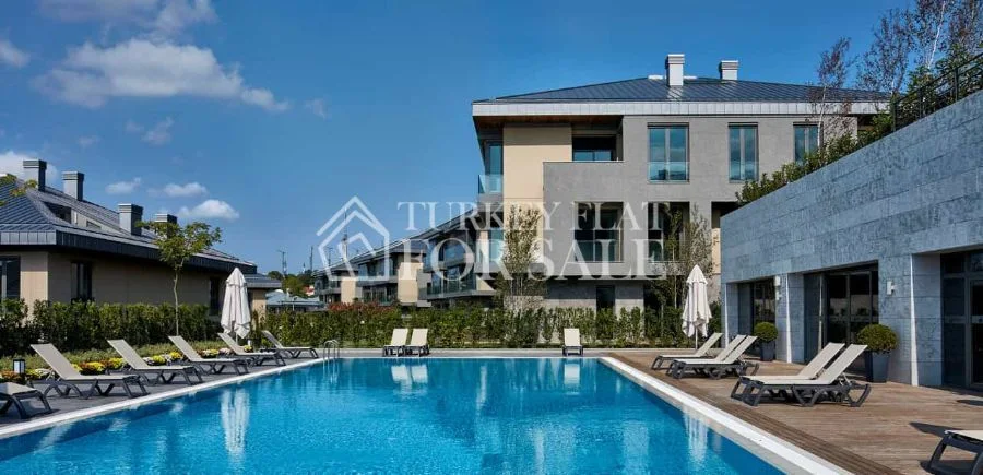 4+2 Duplex Apartment For Sale With Bosphorus View In An Ultra Luxury Family Site in Uskudar Camlica, Istanbul, Üsküdar, İstanbul