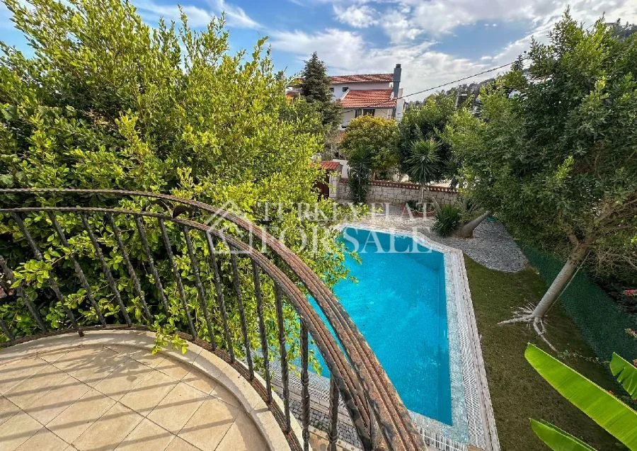 Cesme Alacati Koyici I Specially Designed Stone Villa I For Sale, İzmir – photo 5