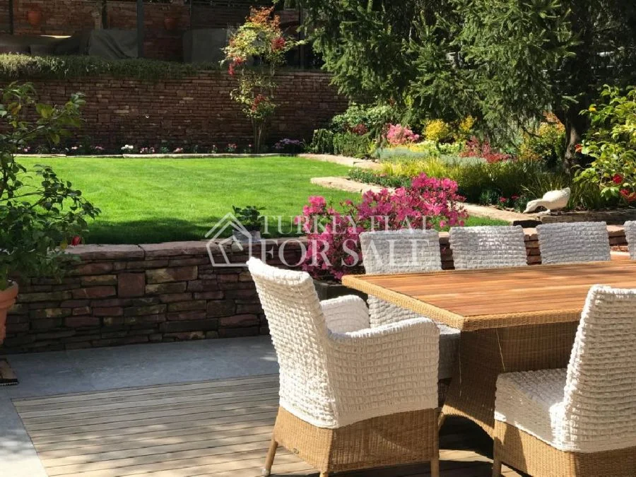 Villa For Sale With Bosphorus View And Private Pool Between Bebek, Etiler, Besiktas!, Beşiktaş, İstanbul – photo 24