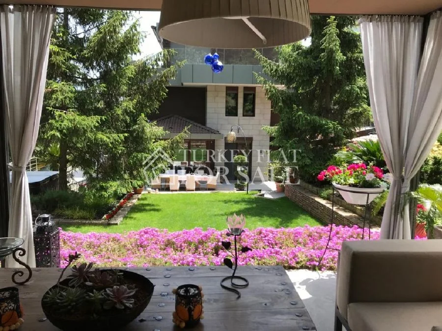 Villa For Sale With Bosphorus View And Private Pool Between Bebek, Etiler, Besiktas!, Beşiktaş, İstanbul – photo 11