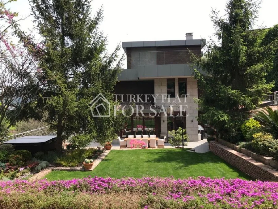 Villa For Sale With Bosphorus View And Private Pool Between Bebek, Etiler, Besiktas!, Beşiktaş, İstanbul – photo 26