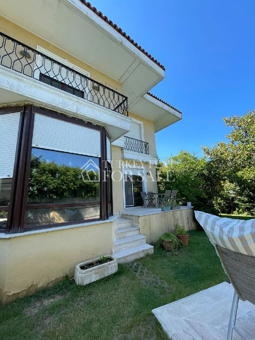 Villa For Sale With Private Pool In Istanbul Sariyer Yenikoy, Sarıyer, İstanbul – photo 3