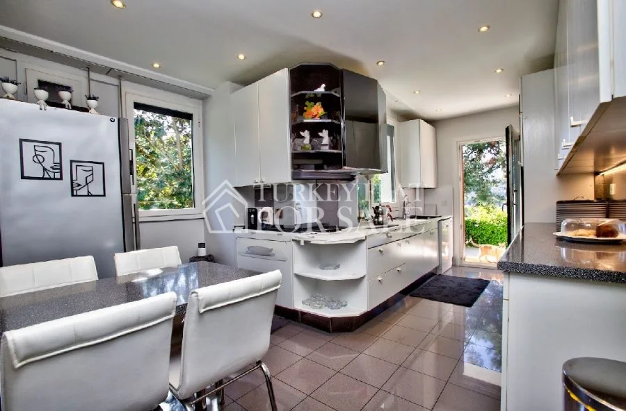 Villa For Sale With Bosphorus Bridge View in Sariyer Istanbul, Sarıyer, İstanbul – photo 7