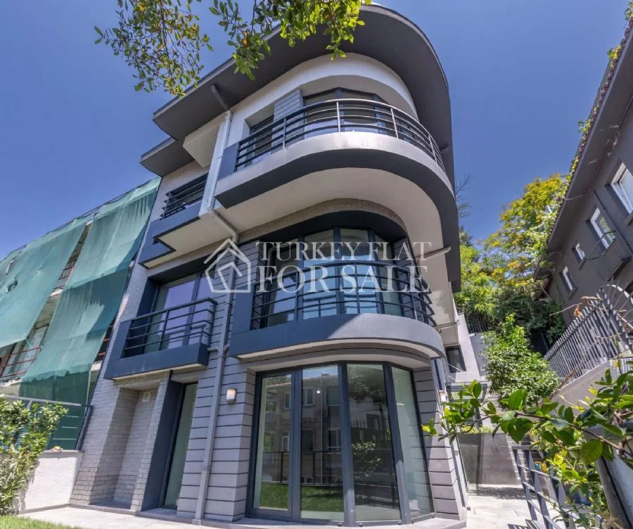 Villa with Bosphorus and sea view in Bebek, Istanbul, Beşiktaş, İstanbul