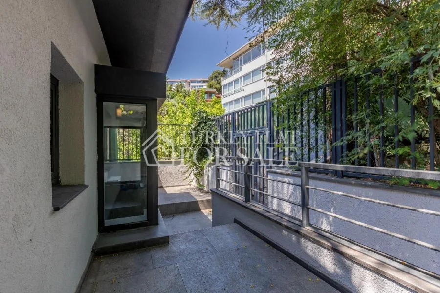 Villa with Bosphorus and sea view in Bebek, Istanbul, Beşiktaş, İstanbul – photo 16