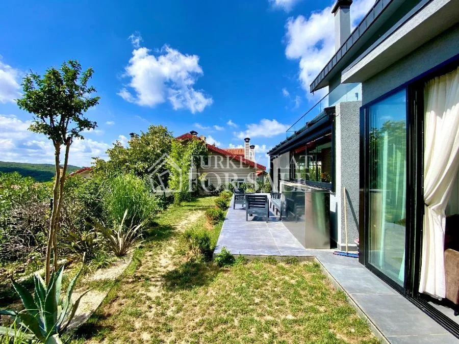 Modern villa in Sarıyer Zekeriyakoy, Istanbul, İstanbul – photo 8