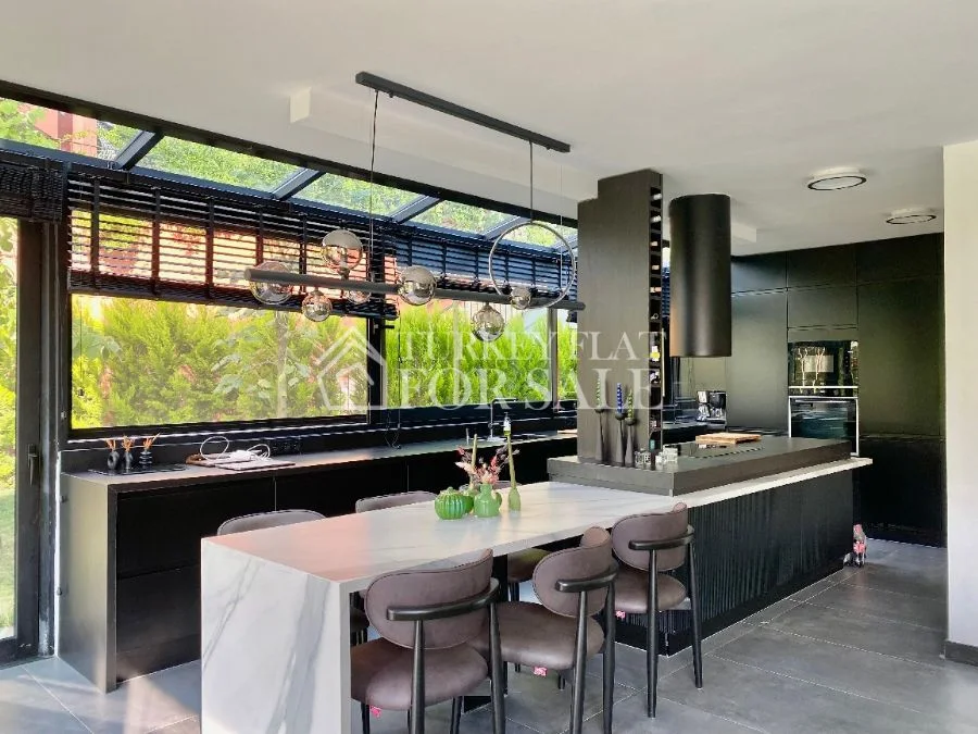 Modern villa in Sarıyer Zekeriyakoy, Istanbul, İstanbul – photo 14