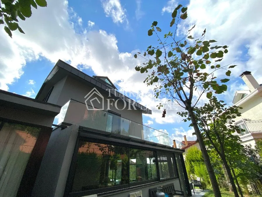 Modern villa in Sarıyer Zekeriyakoy, Istanbul, İstanbul – photo 10