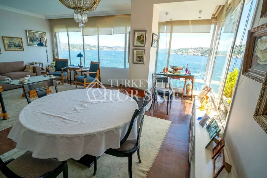Waterfront Mansion Apartment with Bosphorus View in Rumelihisarı, Istanbul, Sarıyer, İstanbul – photo 7