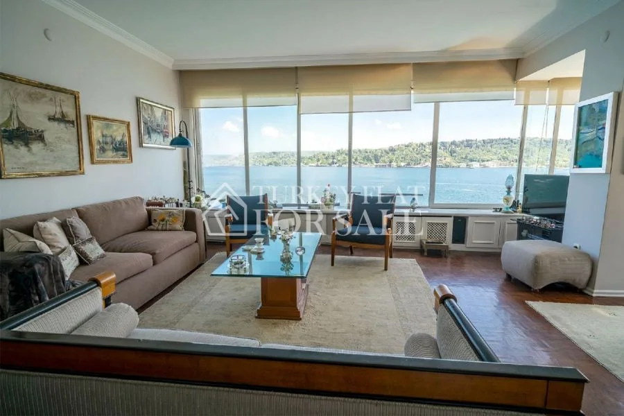 Waterfront Mansion Apartment with Bosphorus View in Rumelihisarı, Istanbul, Sarıyer, İstanbul – photo 8