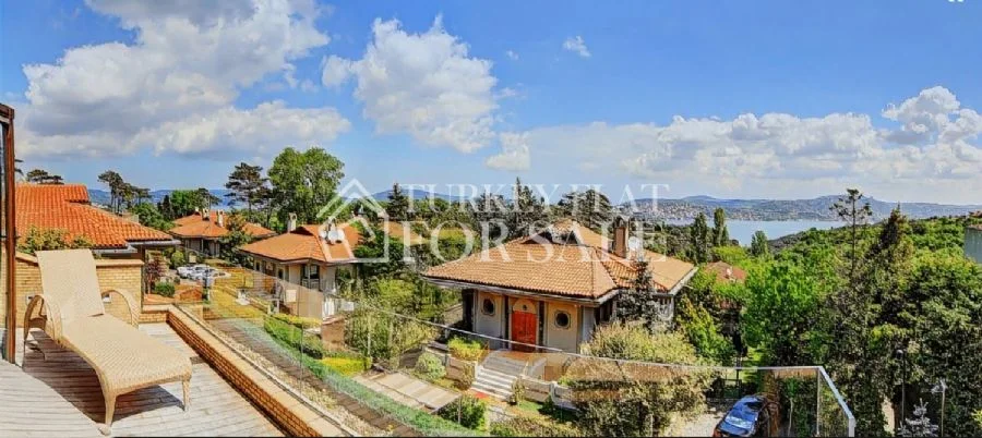 Bosphorus View Villa for Sale in Tarabya, Sarıyer, İstanbul – photo 3