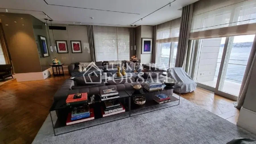Luxury Villa with Bosphorus View for Sale in Istanbul, İstanbul – photo 23