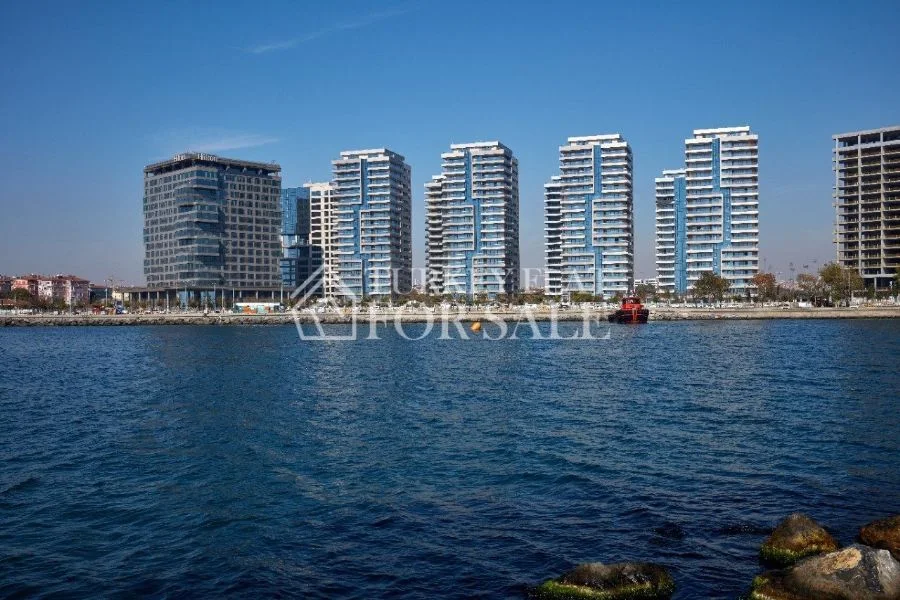 Luxury properties for sale in Bakırköy, Istanbul, by the sea, with a view of the Bosphorus, İstanbul