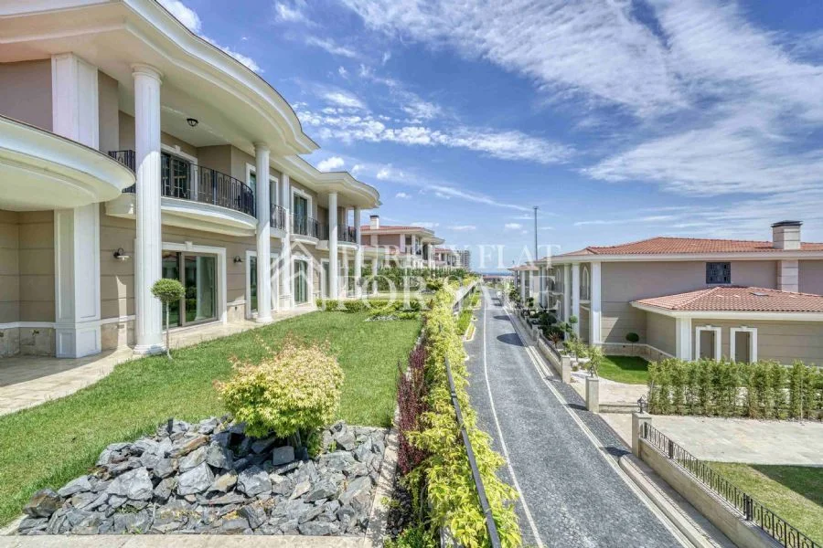 Sea view luxury villas and apartments for sale in BeylikdüzüIstanbul, İstanbul – photo 9