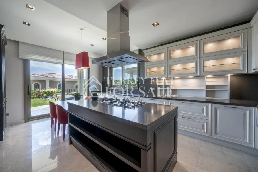 Sea view luxury villas and apartments for sale in BeylikdüzüIstanbul, İstanbul – photo 2