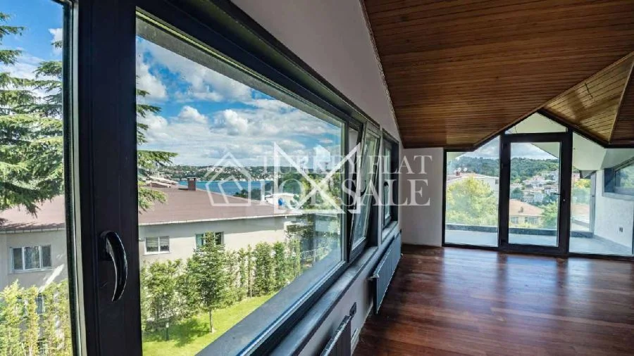 Villa in Tarabya with Bosphorus and Nature Views, Istanbul, Sarıyer, İstanbul – photo 2