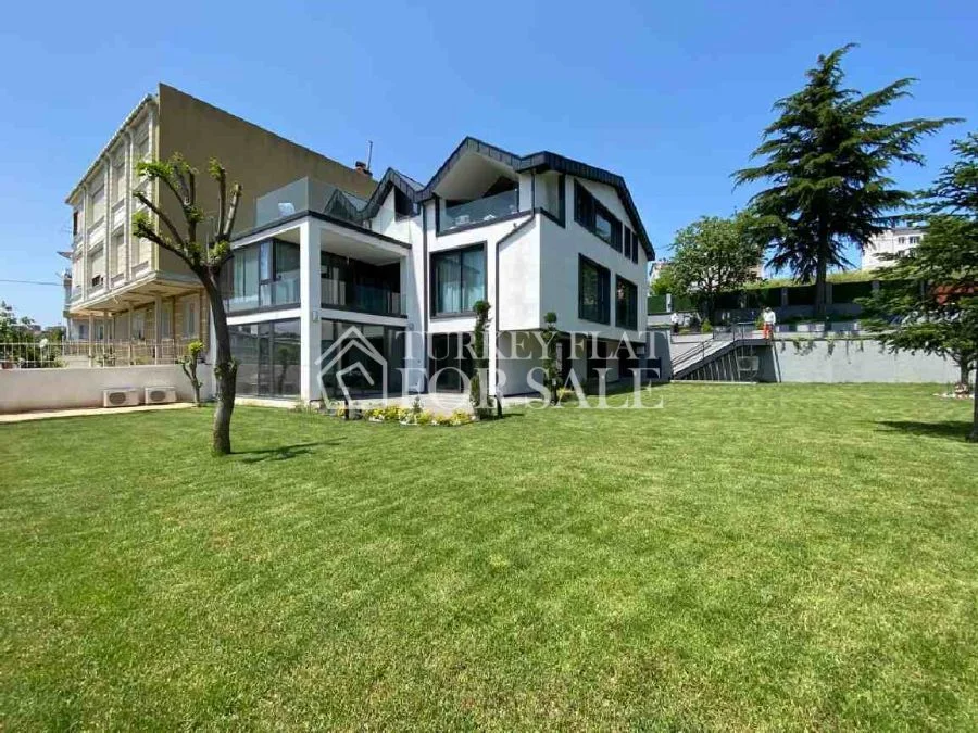 Villa in Tarabya with Bosphorus and Nature Views, Istanbul, Sarıyer, İstanbul – photo 5