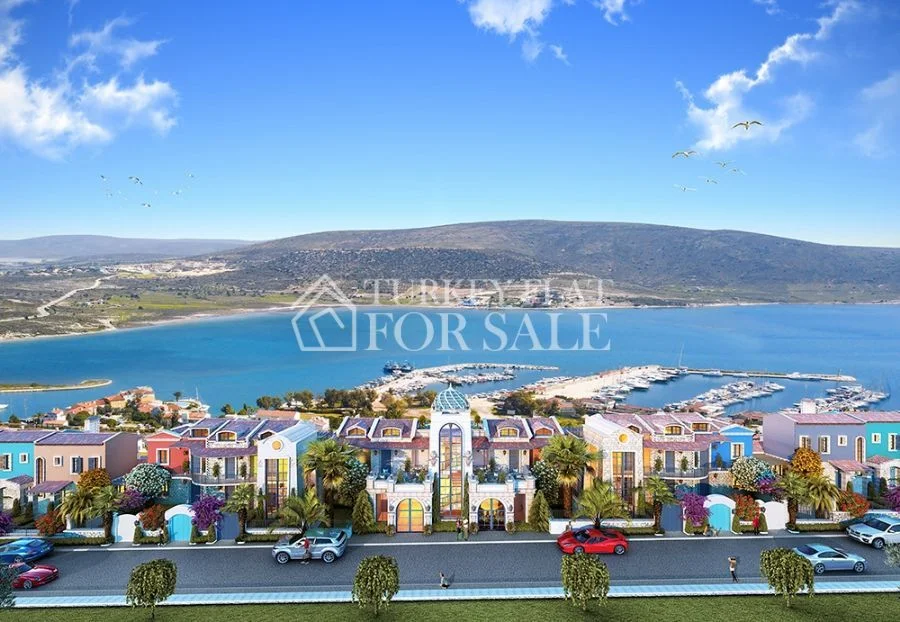 Sea view luxury apartments and villas for sale in Çeşme Alaçatı, İzmir