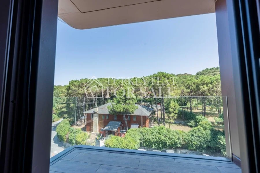 5+1 Terrace Apartment for Sale in Prive Kemer, Istanbul, İstanbul