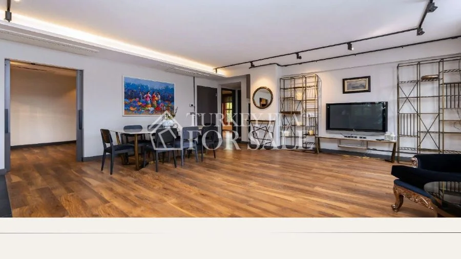 Historic Waterfront Mansion for Sale with Bosphorus View, Üsküdar, İstanbul – photo 9