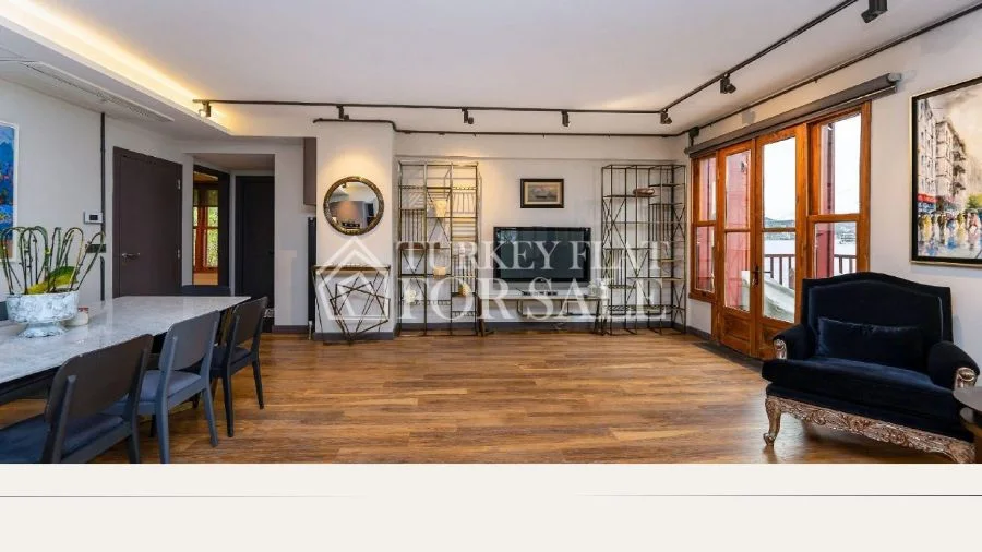 Historic Waterfront Mansion for Sale with Bosphorus View, Üsküdar, İstanbul – photo 8