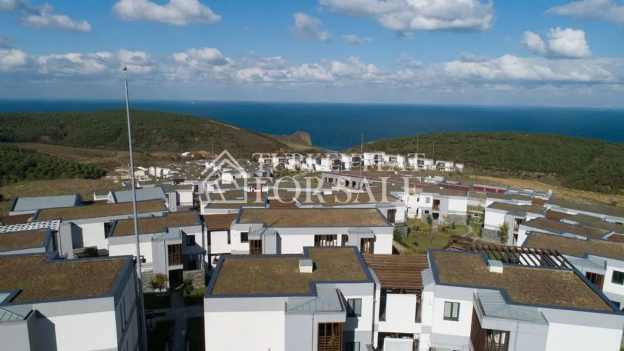 Sea view, summer, luxury villas for sale in Yalova – photo 1