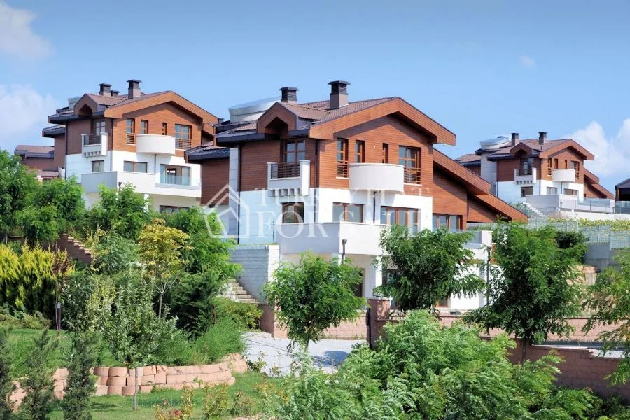 Luxury villas for sale in nature in Büyükçekmece, Istanbul, İstanbul – photo 1