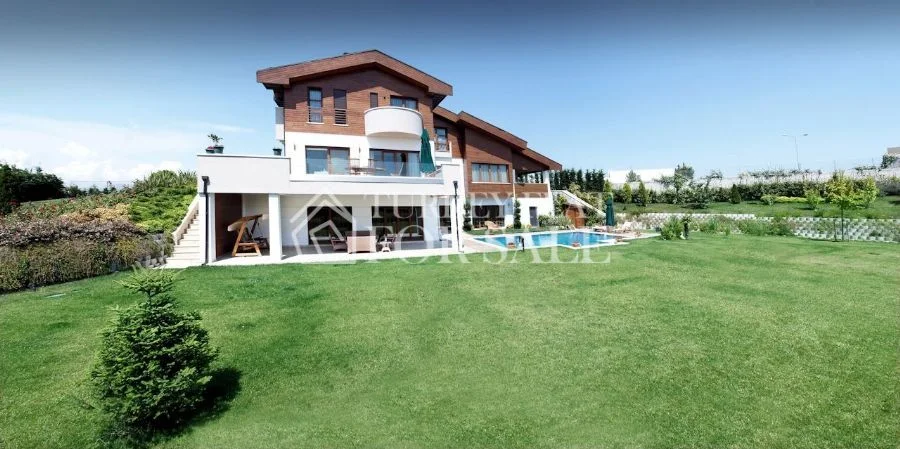 Luxury villas for sale in nature in Büyükçekmece, Istanbul, İstanbul
