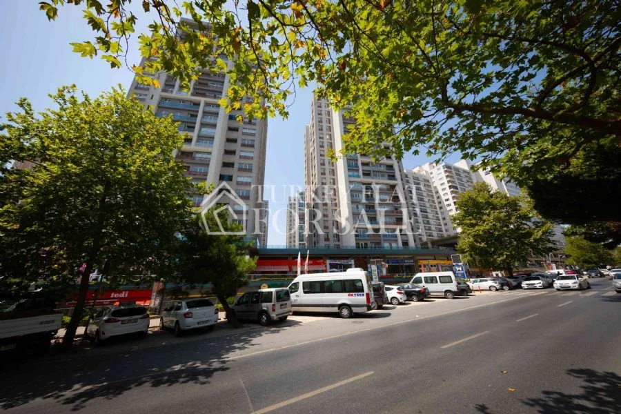 Luxurious, citizenship-friendly apartments for sale in the center of Istanbul Beylikdüzü, İstanbul – photo 35
