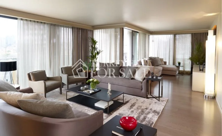 Элитная недвижимость класса люкс на продажу в комплексе Savoy в Улусе, Стамбул – фото 11