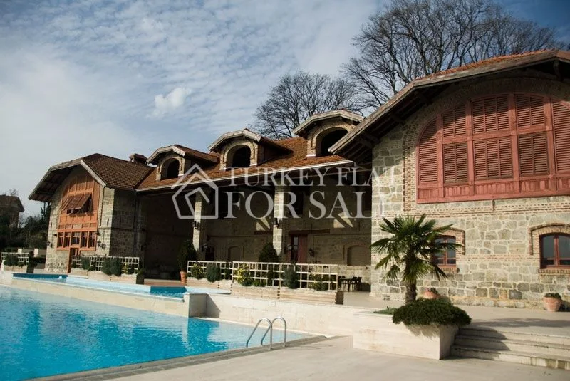 Well-kept 7 bedroom 5 bathroom villa for sale in Istanbul Beykoz Mansions, İstanbul